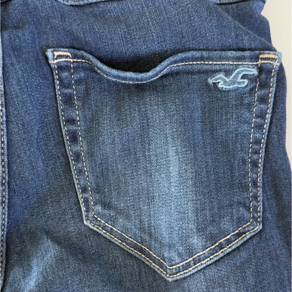 Hollister Women's High-Rise Skinny 
 Stretch Jeans size 26 size 3 - Picture 6 of 7
